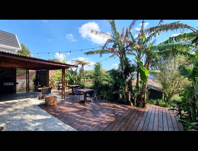 256M² GUESTHOUSE FOR SALE IN GRASKOP